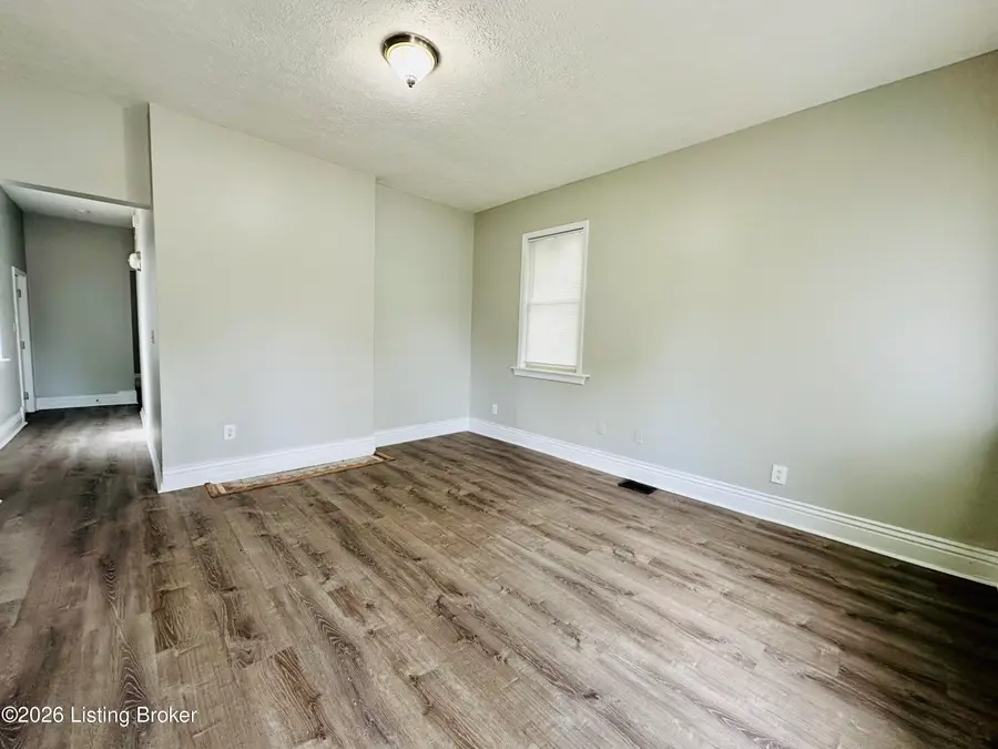 2912 Greenwood Ave, Louisville, KY 40211 - #3