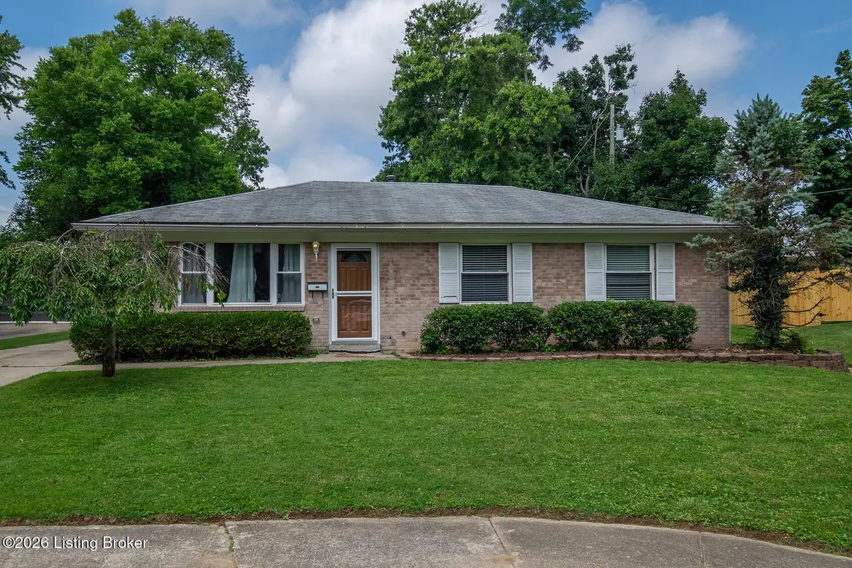 3620 Saint Edwards Dr, Louisville, KY 40299 - #1