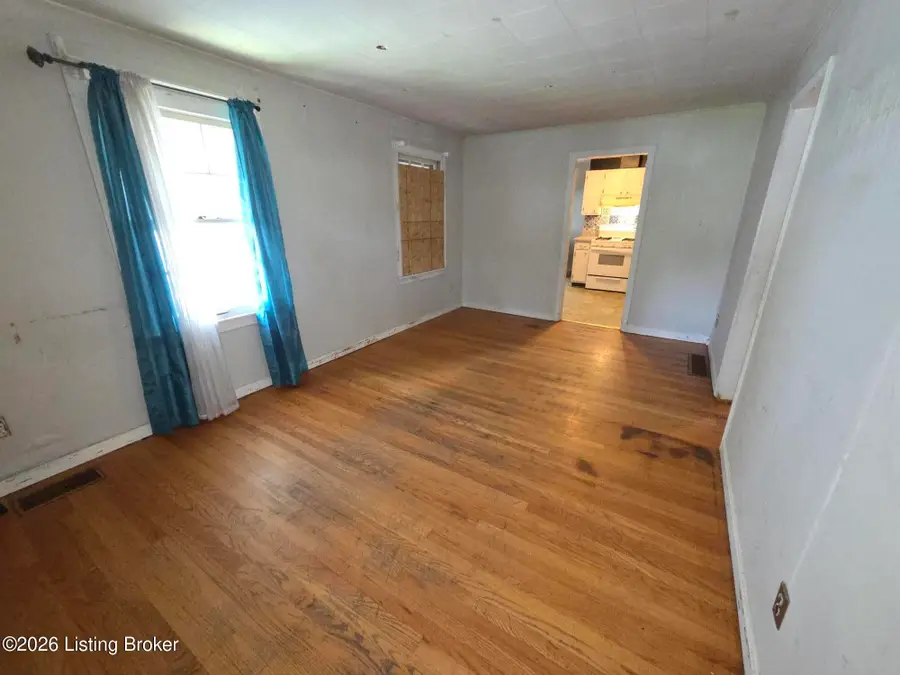 820 Camden Ave, Louisville, KY 40215 - #2