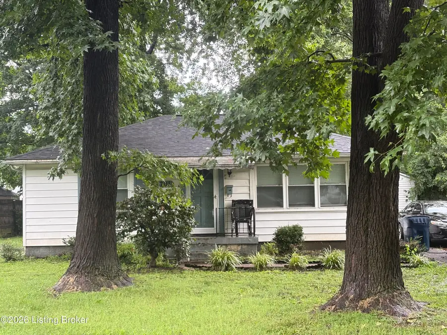 2701 Pioneer Rd, Louisville, KY 40216 - #2