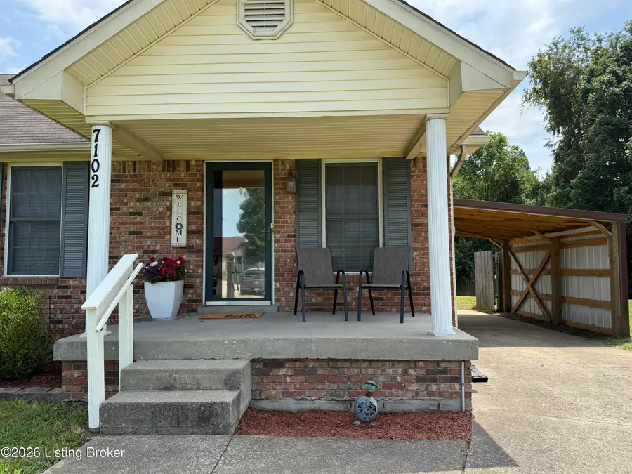 7102 Brook Garden Pl, Louisville, KY 40258 - #2