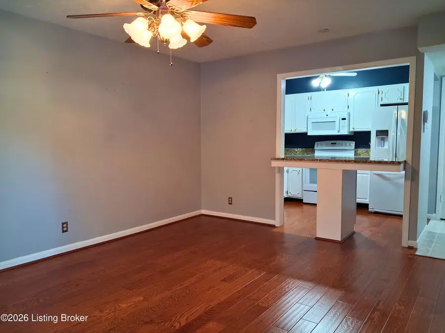 1935 Gardiner Ln #H117, Louisville, KY 40205 - #3