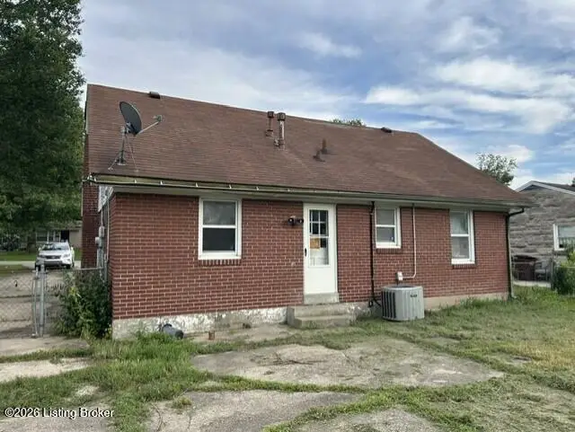 4344 Lynnview Dr, Louisville, KY 40216 - #2