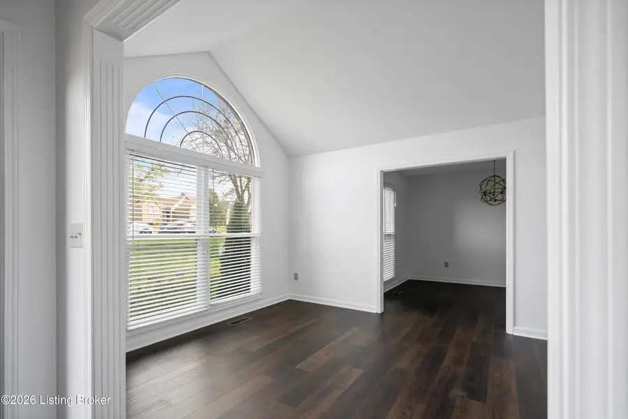 2709 Antone Pkwy, Louisville, KY 40220 - #2