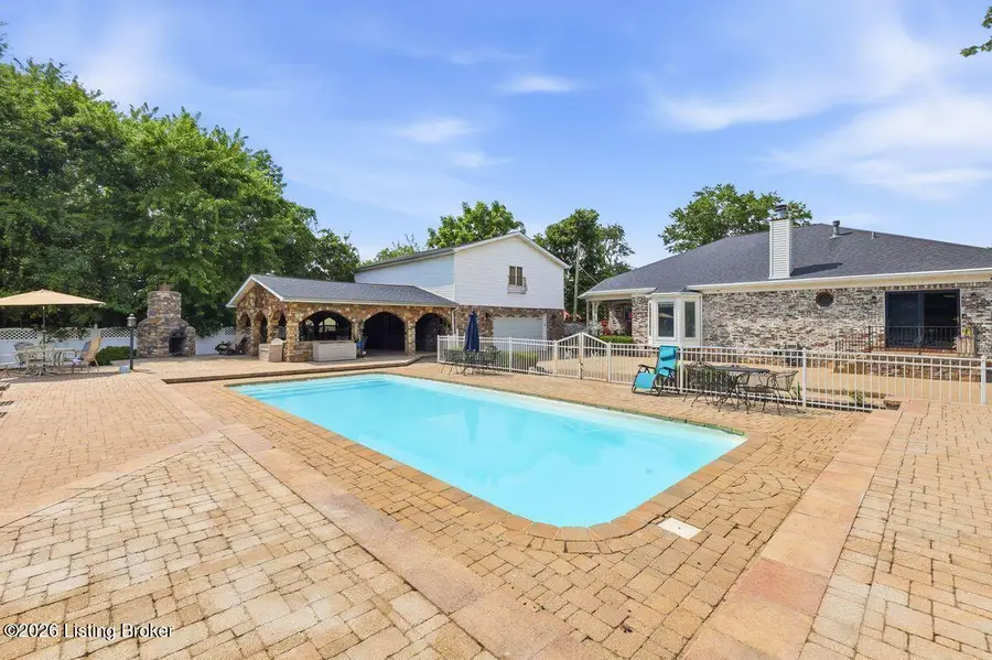 5504 Mount Washington Rd, Louisville, KY 40229 - #3