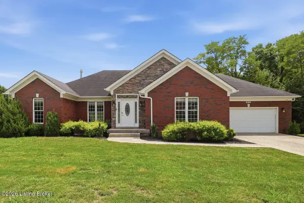 9015 Pinnacle Place Dr, Louisville, KY 40272