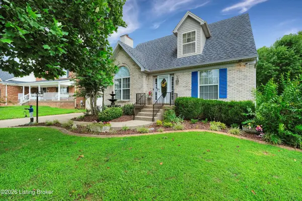 10527 Leven Blvd, Louisville, KY 40229