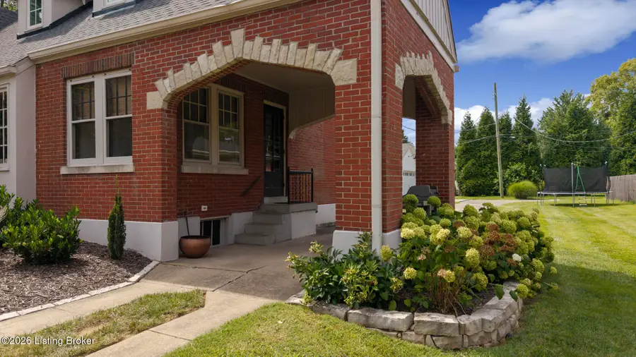 3811 Hycliffe Ave, Louisville, KY 40207 - #3