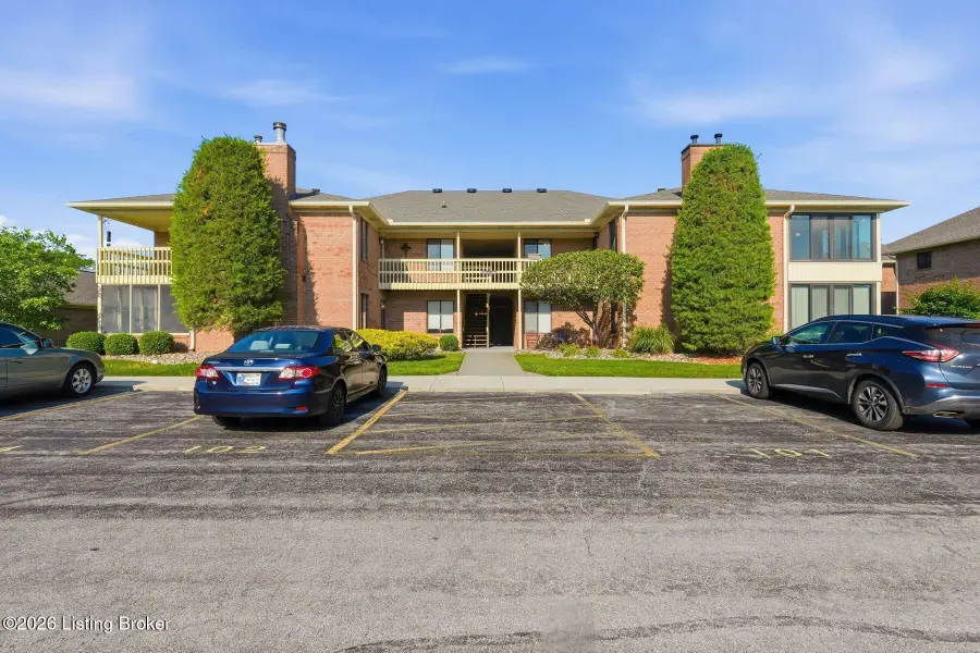 1710 Charlestown New Albany Rd #APT 103, Jeffersonville, IN 47130 - #2