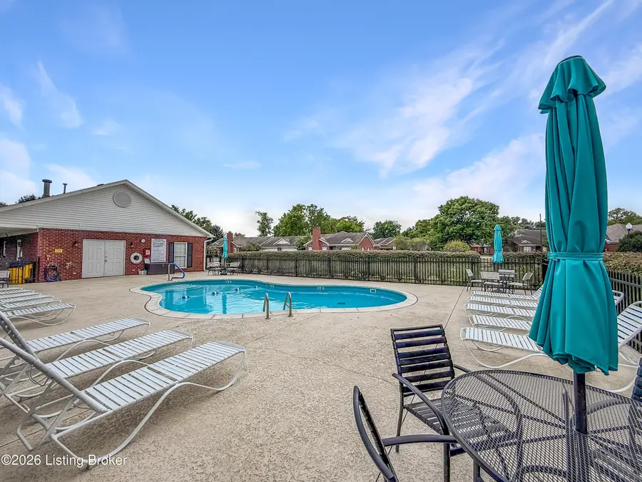 9602 Cornell Dr, Louisville, KY 40291 - #3