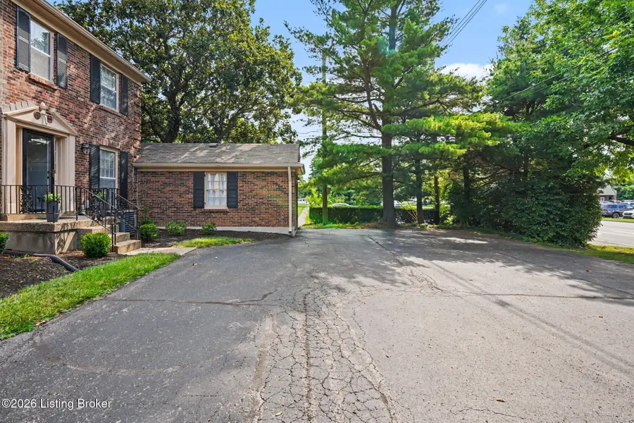 3619 Brownsboro Rd, Louisville, KY 40207 - #3