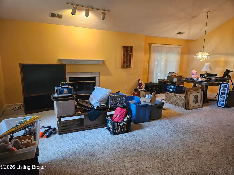 10517 Wemberley Hill Blvd, Louisville, KY 40241 - #3