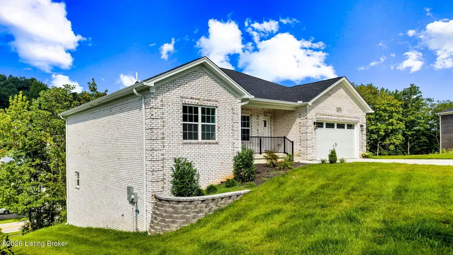 4406 Stone Wynde Dr, Louisville, KY 40272 - #3