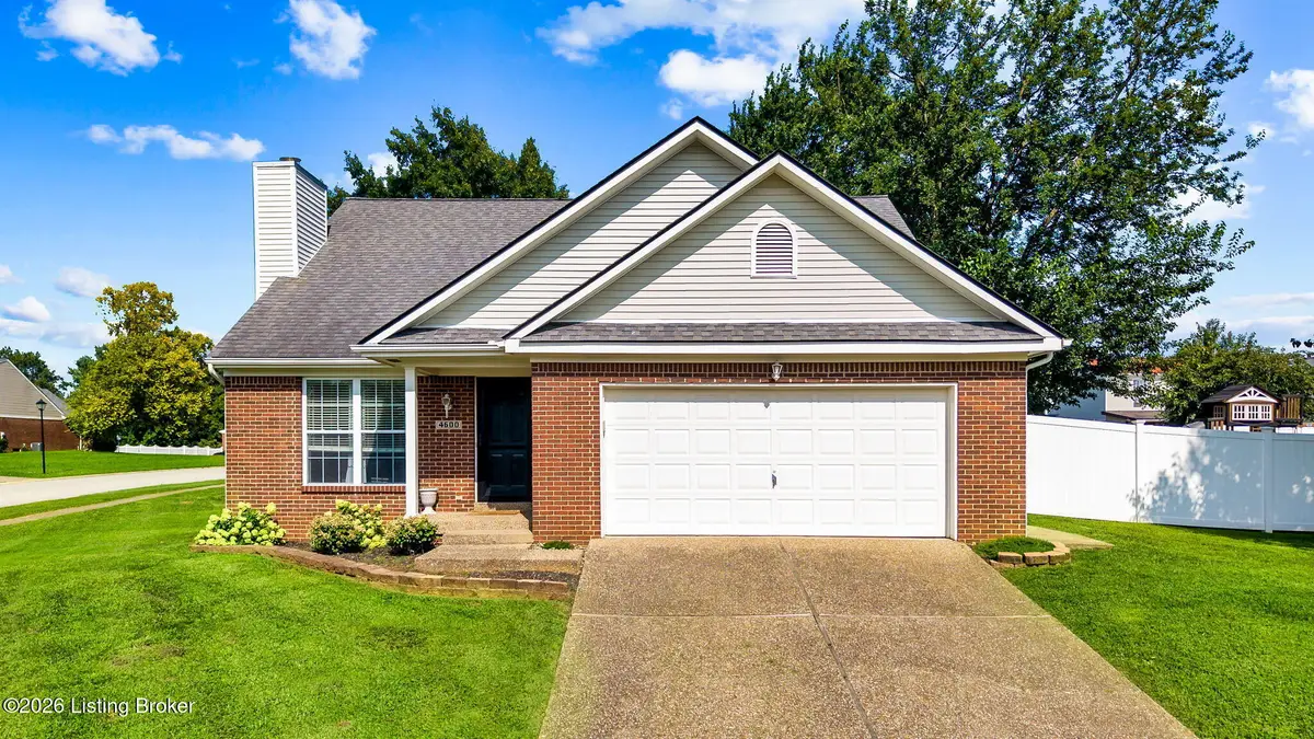 4600 Wooded Oak Cir, Louisville, KY 40245 - #1