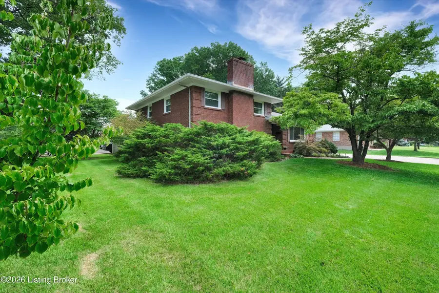 4011 Mamaroneck Rd, Louisville, KY 40218 - #3