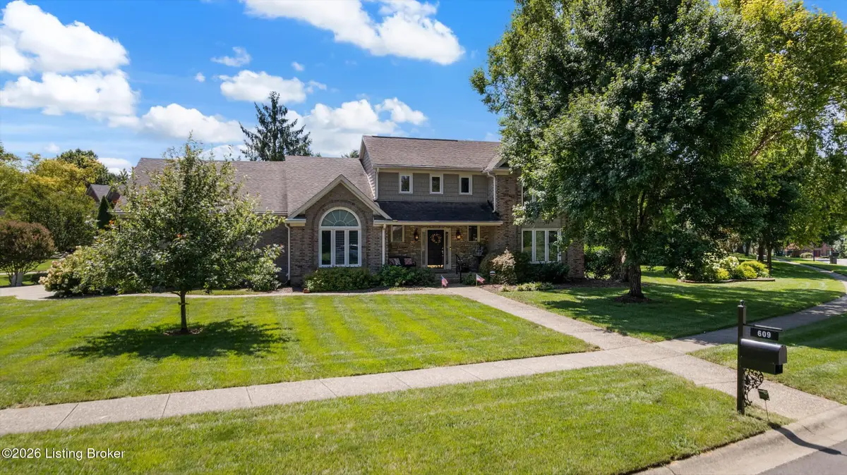 609 Berwyn Dr, Louisville, KY 40223 - #1