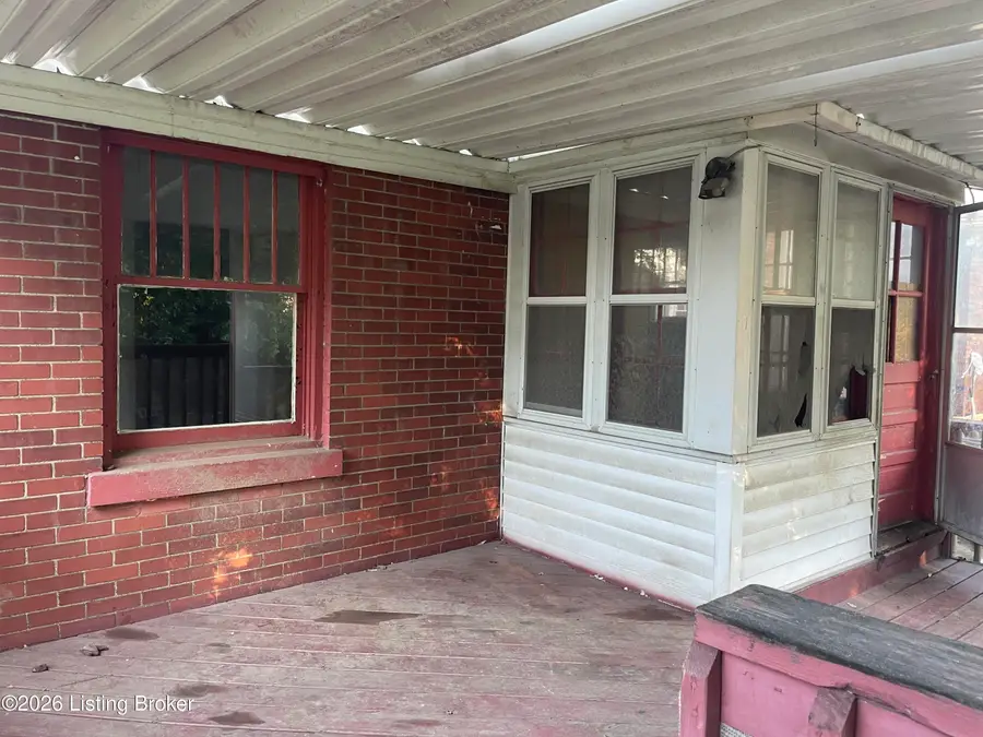 114 N 36th St, Louisville, KY 40212 - #3