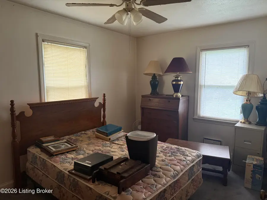 13106 Meadowlawn Dr, Louisville, KY 40272 - #3