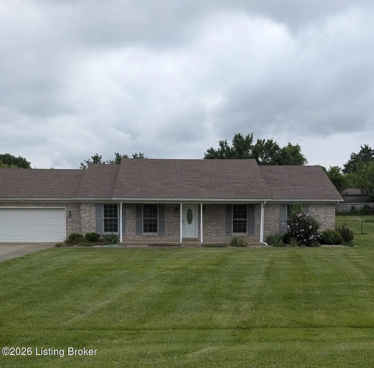1004 Creek Pointe Dr, Coxs Creek, KY 40013 - #1