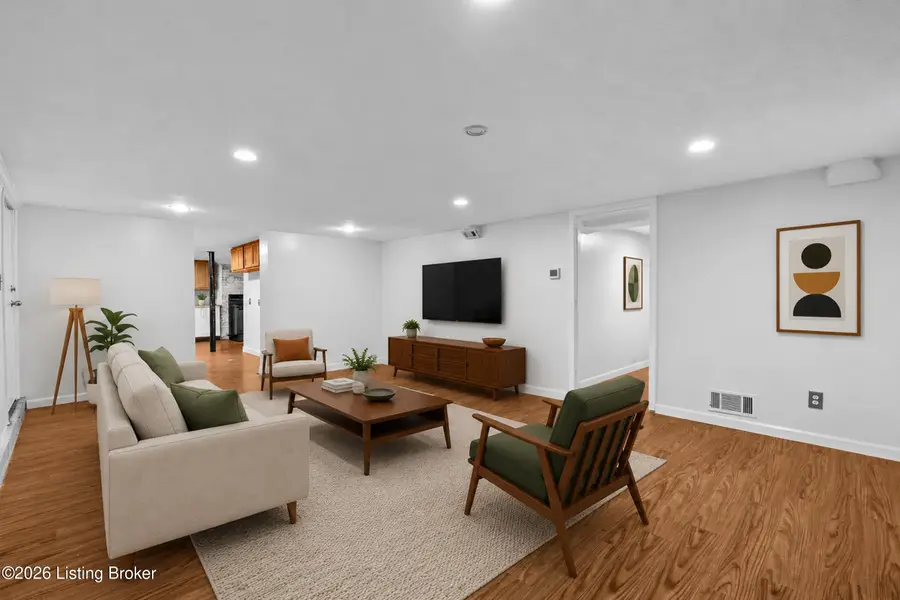 319 S Ewing Ave #APT 3, Louisville, KY 40206 - #3