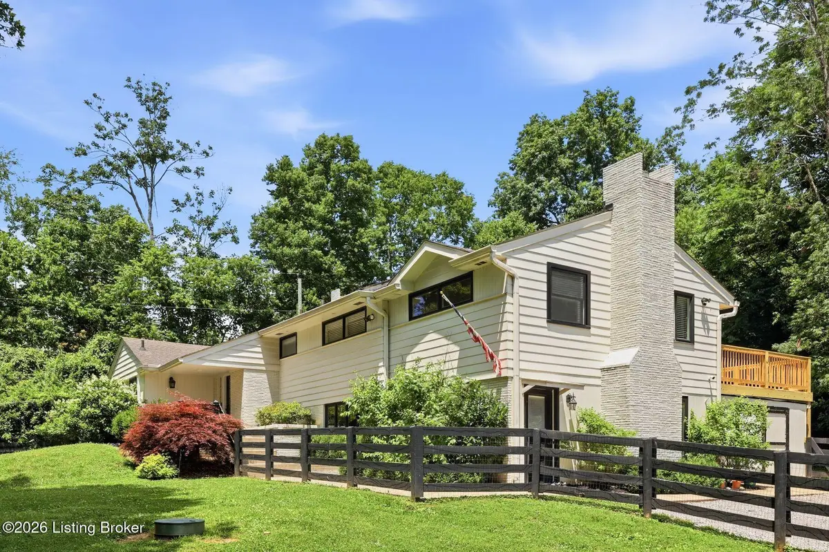1007 Evergreen Rd, Anchorage, KY 40223 - #1