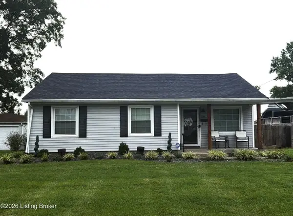 10306 Grafton Hall Rd, Louisville, KY 40272