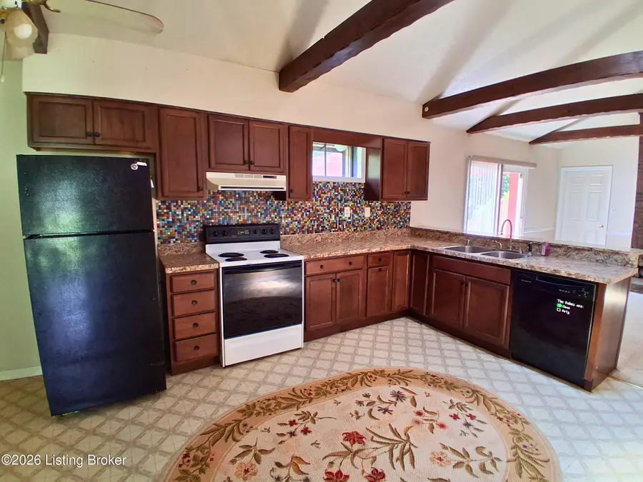 2510 Cambridge Dr, Shepherdsville, KY 40165 - #2