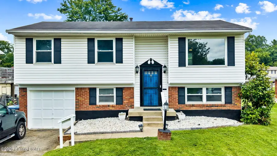 5019 Terrace Green Cir, Louisville, KY 40218 - #2