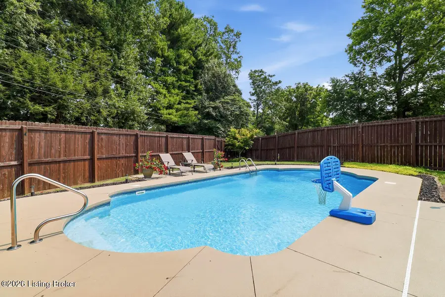 623 Harris Ridge Rd, Louisville, KY 40223 - #2
