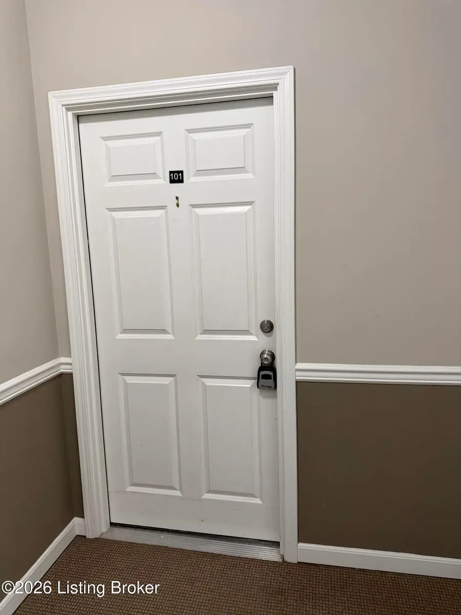 4901 Crossing Spring Way #101, Louisville, KY 40229 - #3