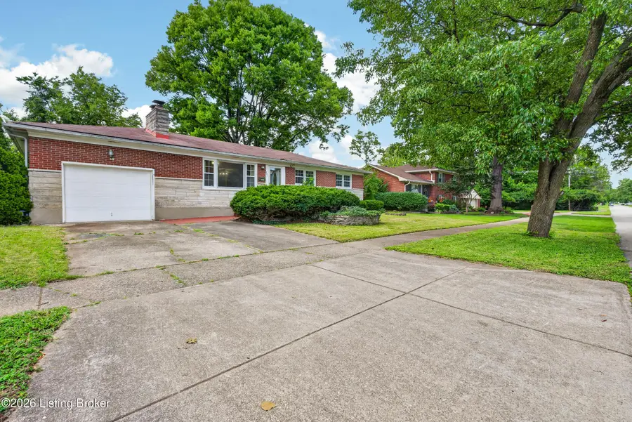 4031 Blossomwood Dr, Louisville, KY 40220 - #3