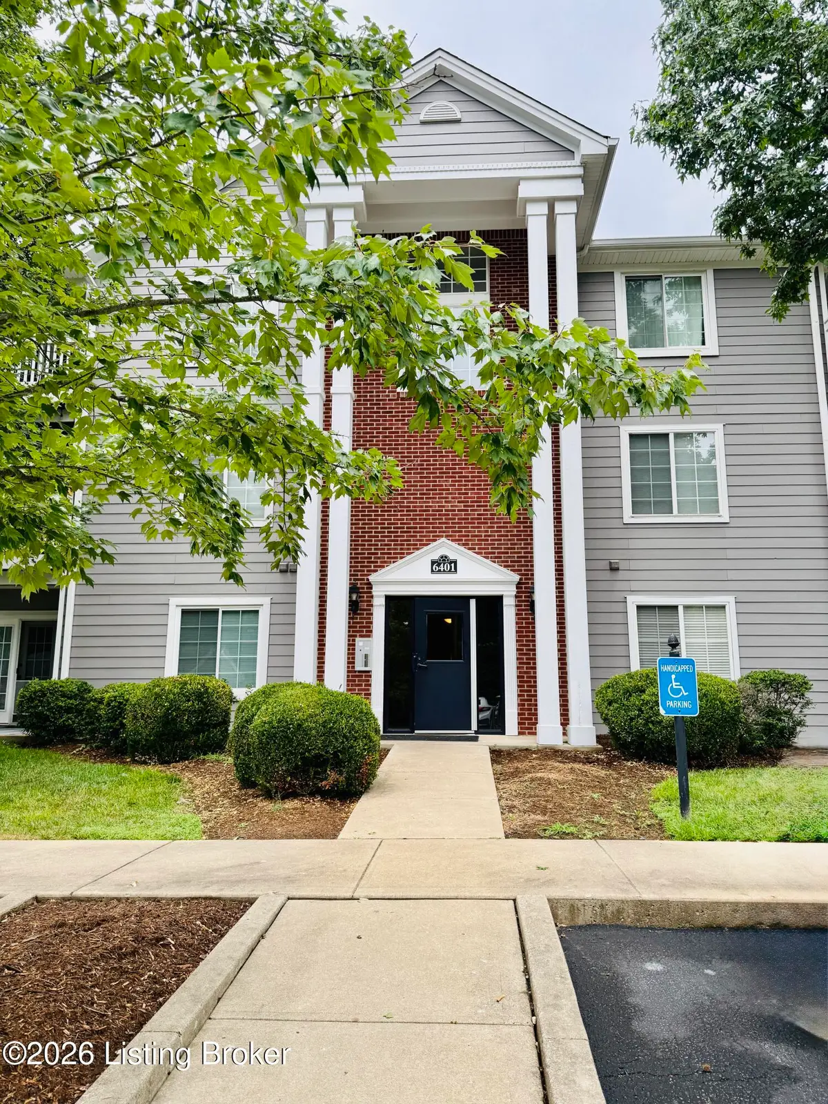 6401 Cameron Ln #Unit206, Crestwood, KY 40014 - #1
