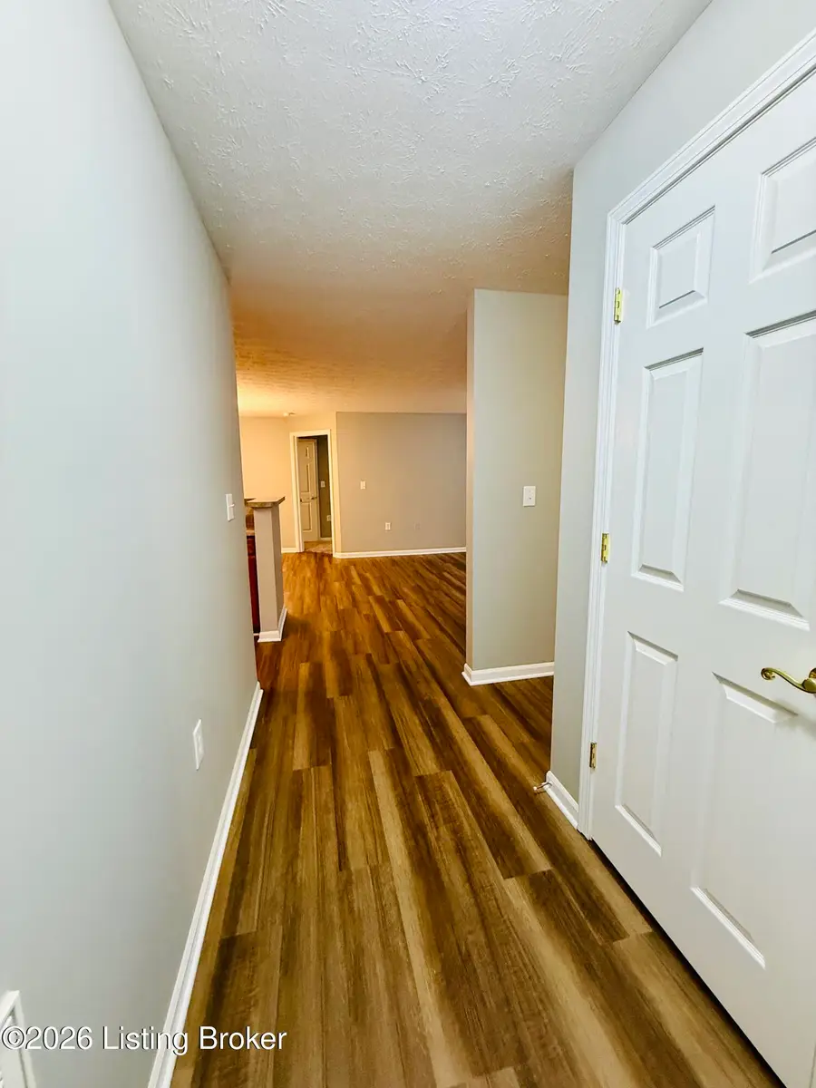 6401 Cameron Ln #Unit206, Crestwood, KY 40014 - #3