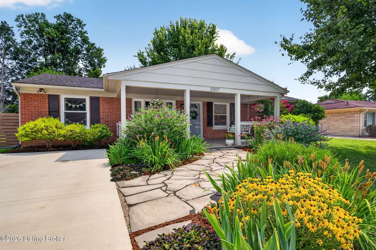 2007 Redleaf Dr, Briarwood, KY 40242 - #1