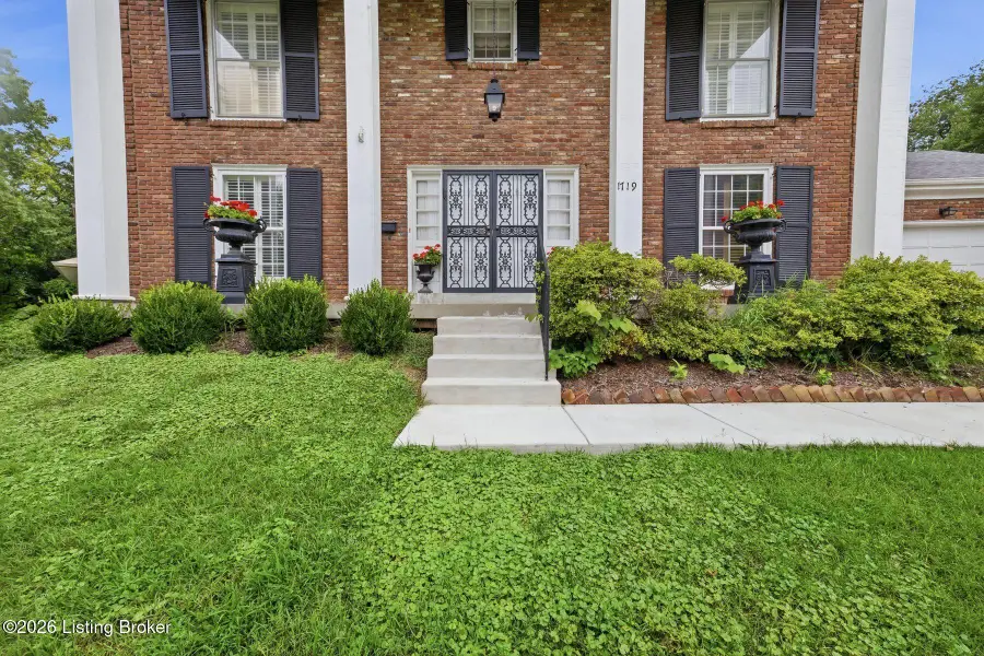 1719 Sutherland Dr, Louisville, KY 40205 - #3