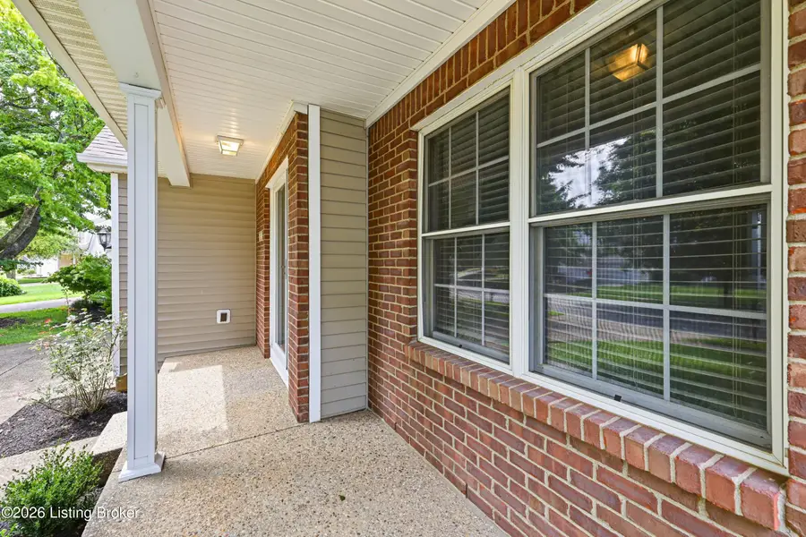 5121 Arbor Oak Ct, Louisville, KY 40229 - #3