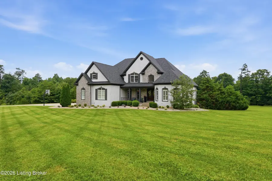 878 Woodsdale Farm Dr, Shepherdsville, KY 40165 - #3