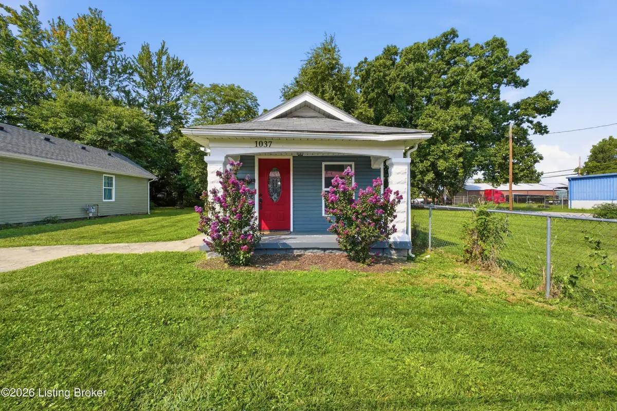 1037 Watt St, Jeffersonville, IN 47130 - #1