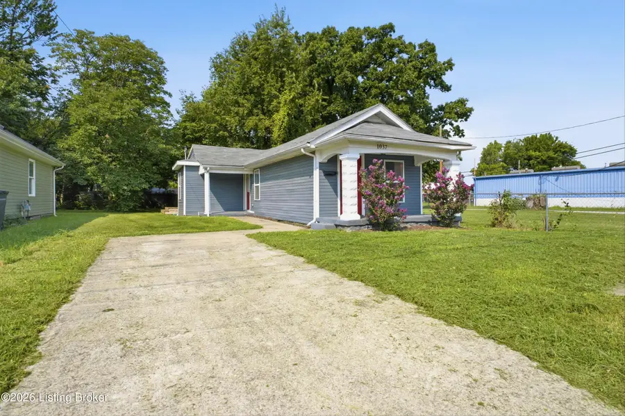 1037 Watt St, Jeffersonville, IN 47130 - #3