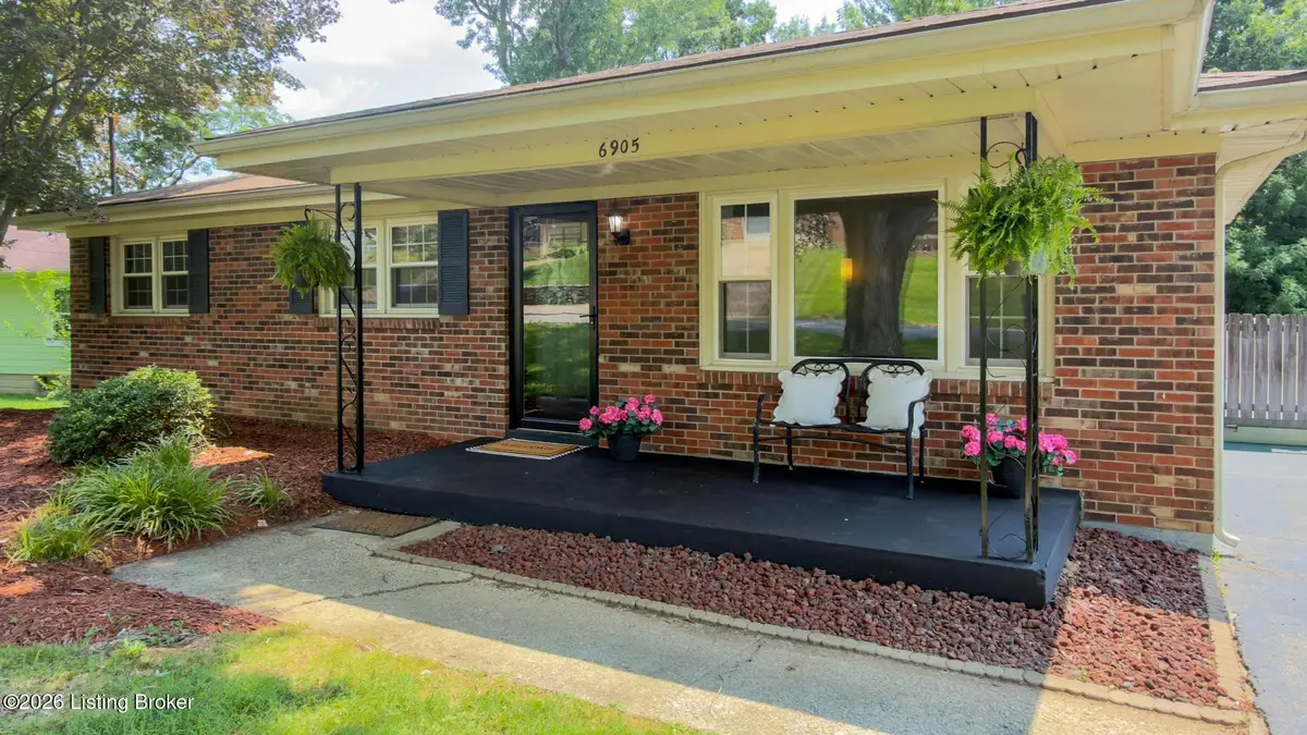 6905 Homestead Dr, Louisville, KY 40214 - #1