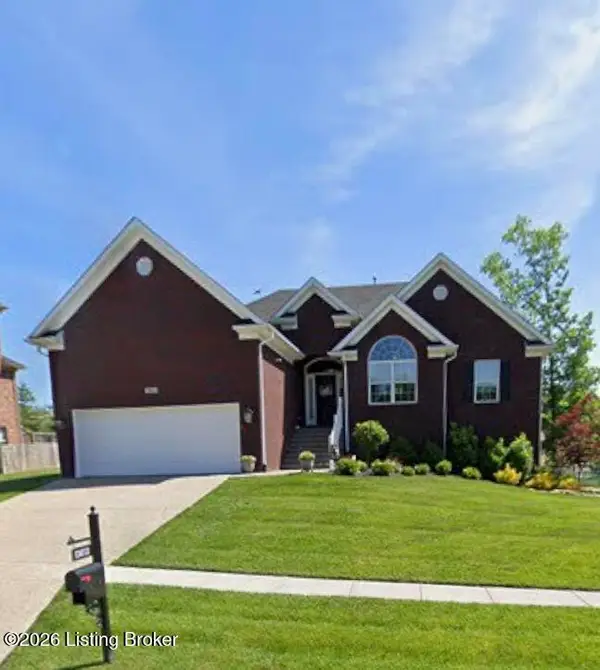 13613 Quiet Glen Ct, Louisville, KY 40299