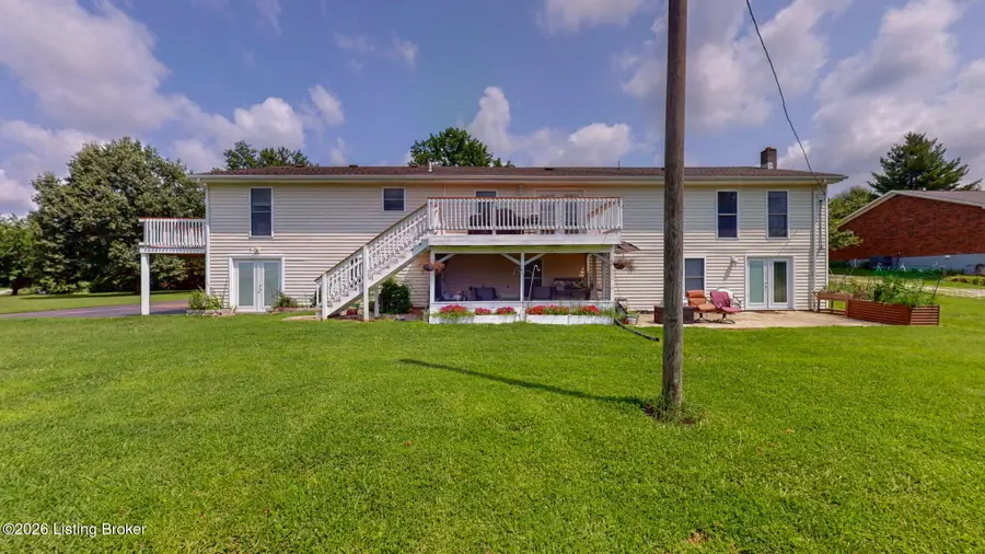 253 Country Manor Ln, Shepherdsville, KY 40165 - #2