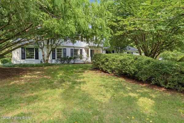 12609 Crest Arm Rd, Anchorage, KY 40223