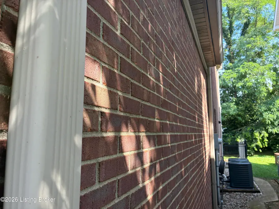 5127 Craigs Creek Dr, Louisville, KY 40241 - #3