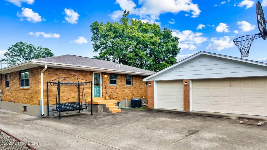3602 Nellie Bly Dr, Louisville, KY 40213 - #3