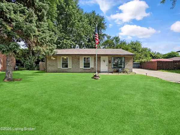 4906 Lesabre Dr, Louisville, KY 40216