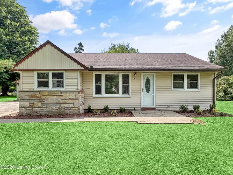 9211 Pensive Ln, Louisville, KY 40272 - #2