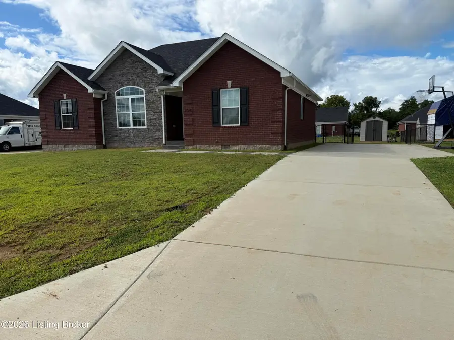 104 Flagstaff Dr, Coxs Creek, KY 40013 - #2