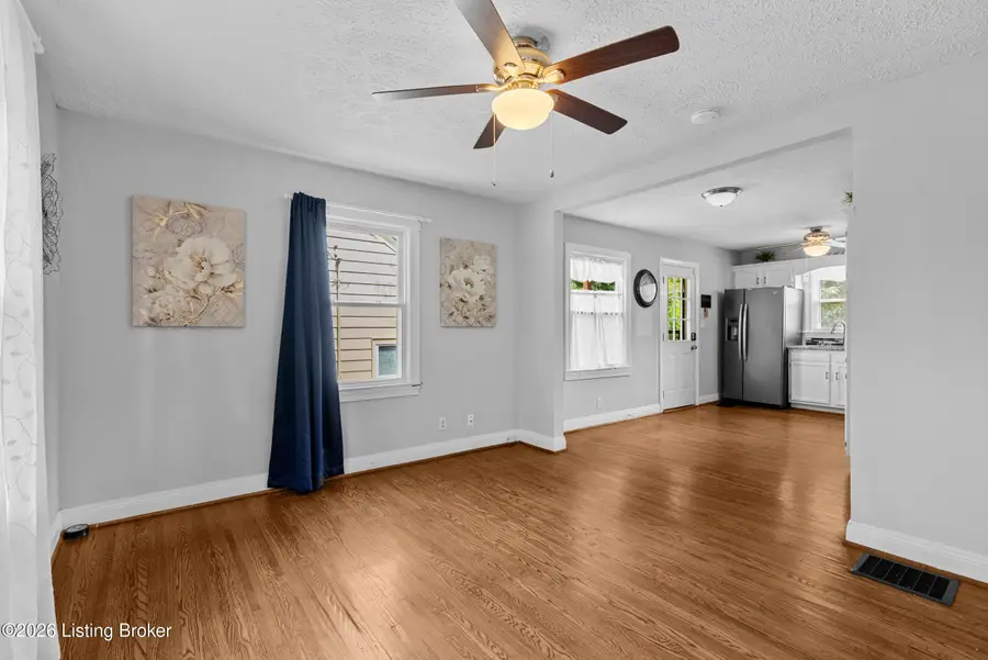 1110 Lehigh Ave, Louisville, KY 40215 - #3