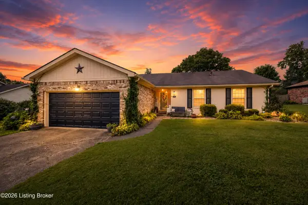 349 Tophill Dr, Shelbyville, KY 40065
